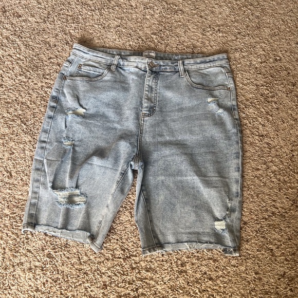 White Birch Jean shorts 2X - Picture 1 of 3